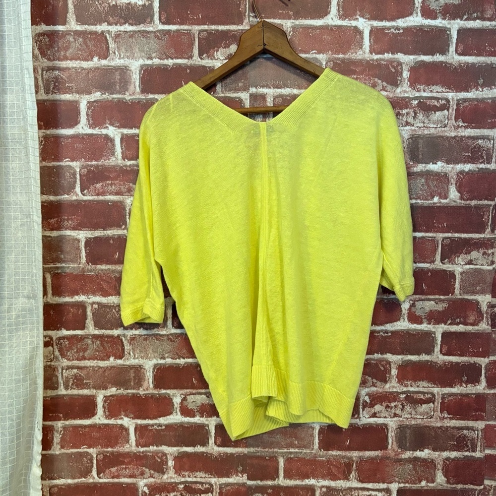Talbots Bright Yellow V-Neck Short Sleeve Top - Picture 5 of 5